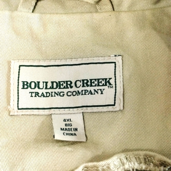 Boulder Creek Men's Tan Vest - Picture 2 of 6